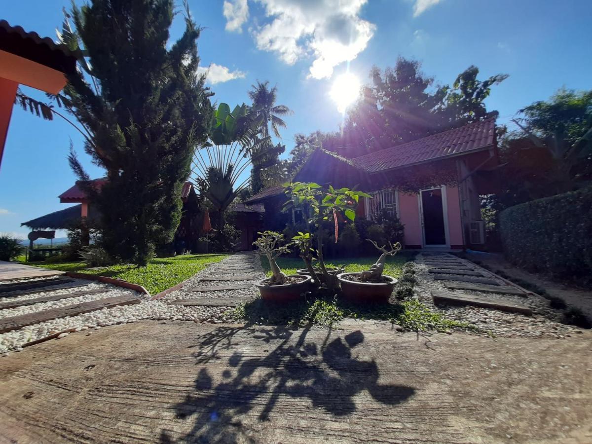 Bed and Breakfast Khuang Na Farmview Landkreis Landkreis Mae Chaem Exterior foto