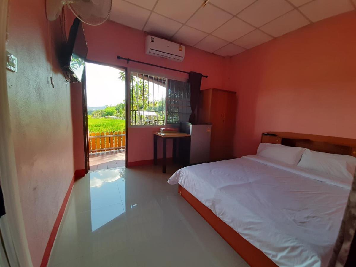 Bed and Breakfast Khuang Na Farmview Landkreis Landkreis Mae Chaem Exterior foto